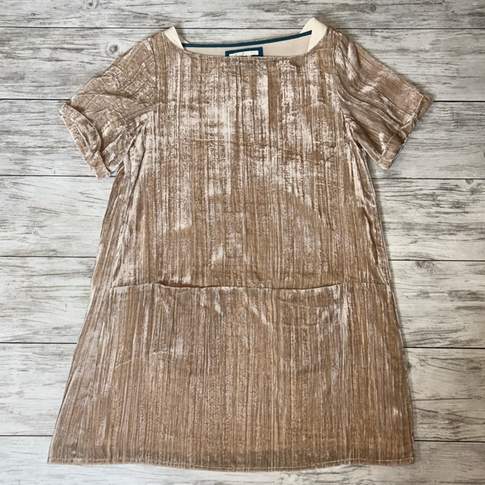 Floreat Textured Tan Dress Size Small
